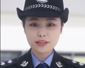 W㽻